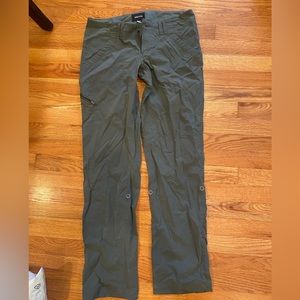 Women’s marmot hiking pants size 6